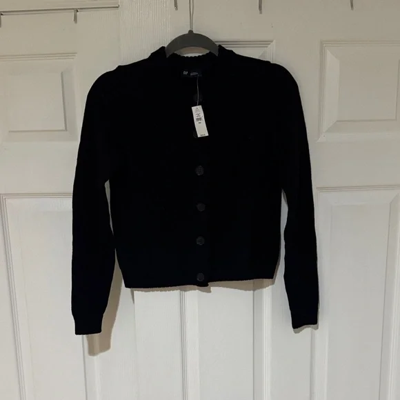 GAP Women's | Cotton Crewneck Cardigan - Picture 3 of 6